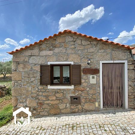 A Casa Da Avo Mina Villa Sortelha Eksteriør billede